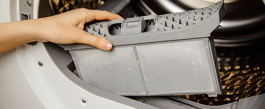 Signs Of A Clogged Dryer Lint Trap in Punta Gorda, Florida